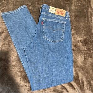 Levi's 724 High Rise Slim Straight